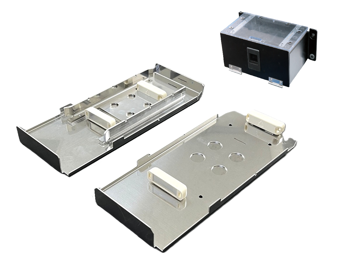マウンター付きHDDトレイ