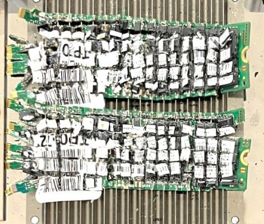 網状に破壊したM.2 SSD
